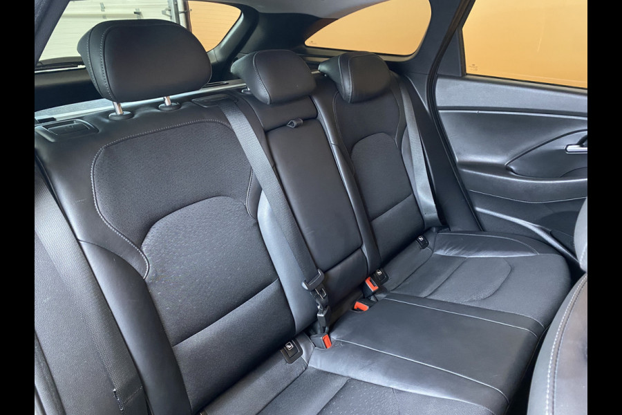 Hyundai i30 Wagon 1.4 T-GDI Premium trekhaak | navi 1400 kg trekgewicht