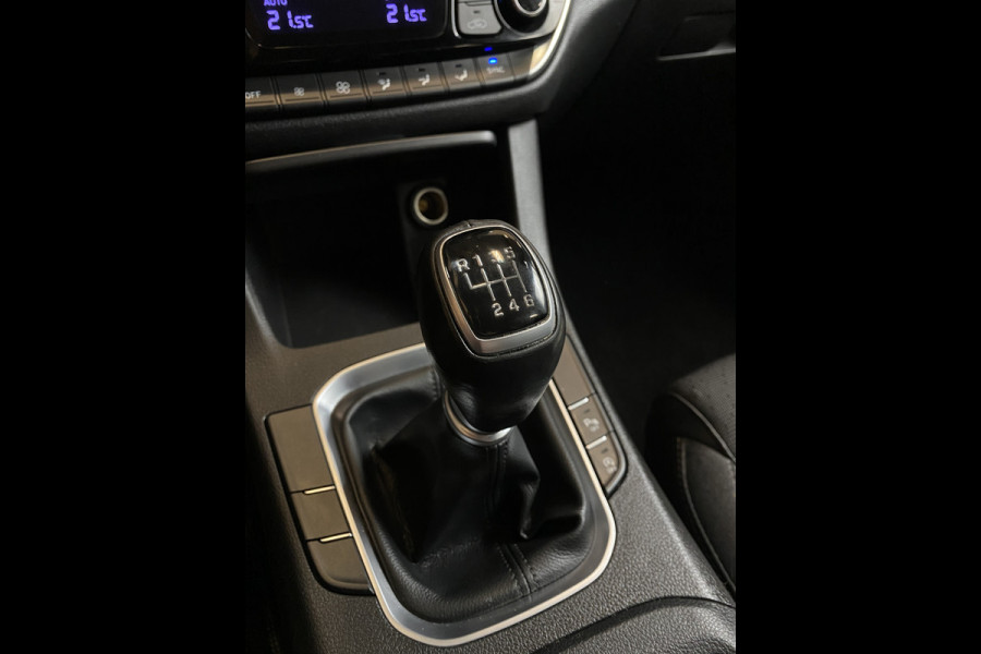 Hyundai i30 Wagon 1.4 T-GDI Premium trekhaak | navi 1400 kg trekgewicht