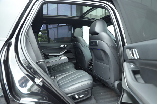 BMW X5 xDrive30d M-Sport 7 Persoons | 265PK | Luchtvering | Head-up | Keyles-go | Sfeerverlichting | Pano | ACC | Harman/Kardon | Memor