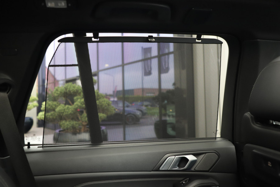 BMW X5 xDrive30d M-Sport 7 Persoons | 265PK | Luchtvering | Head-up | Keyles-go | Sfeerverlichting | Pano | ACC | Harman/Kardon | Memor