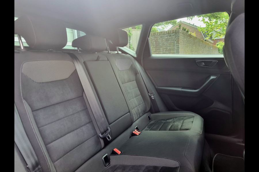 Seat Ateca 1.4 EcoTSI Xcellence 360 CAMERA / CARPLAY / KEYLESS / EC KOFFER