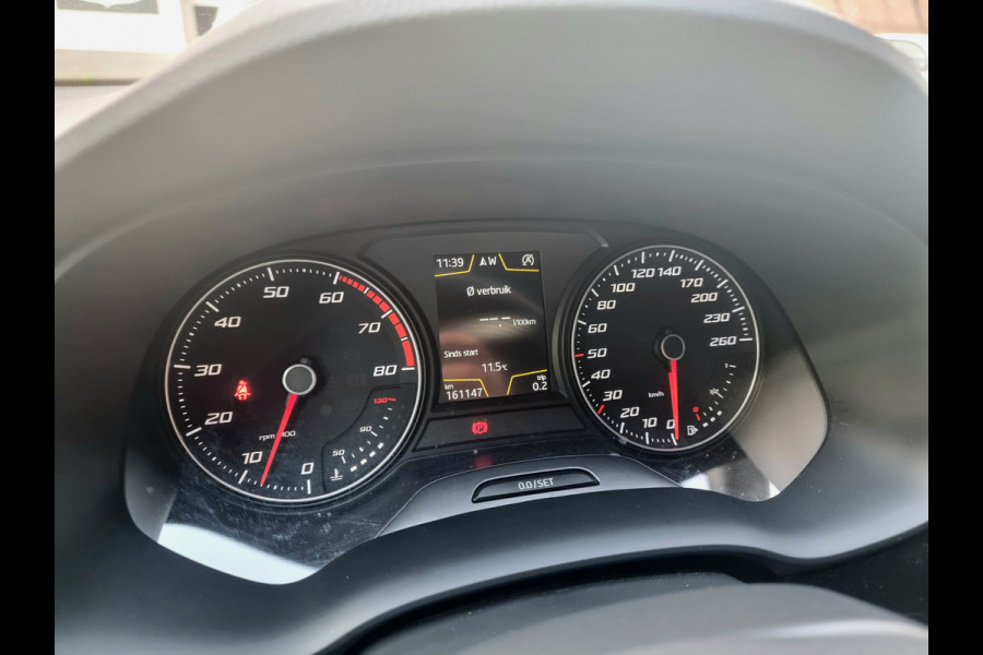 Seat Ateca 1.4 EcoTSI Xcellence 360 CAMERA / CARPLAY / KEYLESS / EC KOFFER