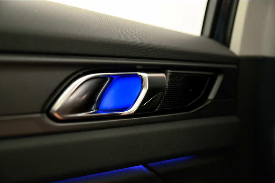 Lynk & Co 01 1.5 261PK Plug-in Hybrid * 360* camera Pano/dak Apple/Carplay Adaptive/Cruise