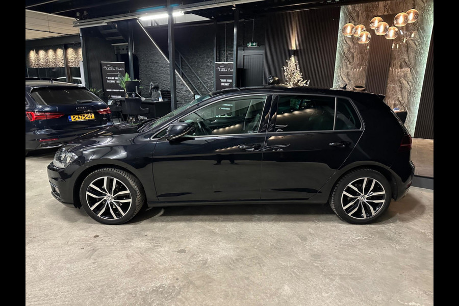 Volkswagen Golf 1.0 TSI Comfortline Business