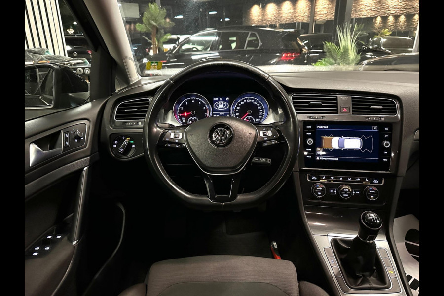 Volkswagen Golf 1.0 TSI Comfortline Business