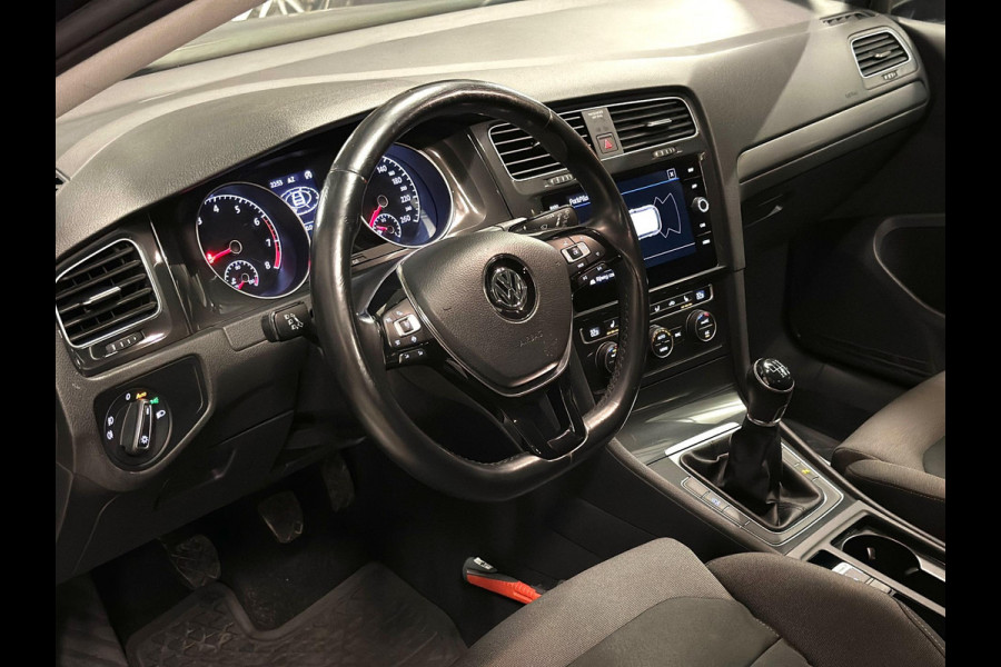 Volkswagen Golf 1.0 TSI Comfortline Business