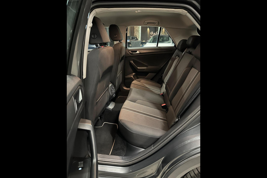 Volkswagen T-Roc 1.5 TSI Sport|DSG|KEYLESS|CAMERA