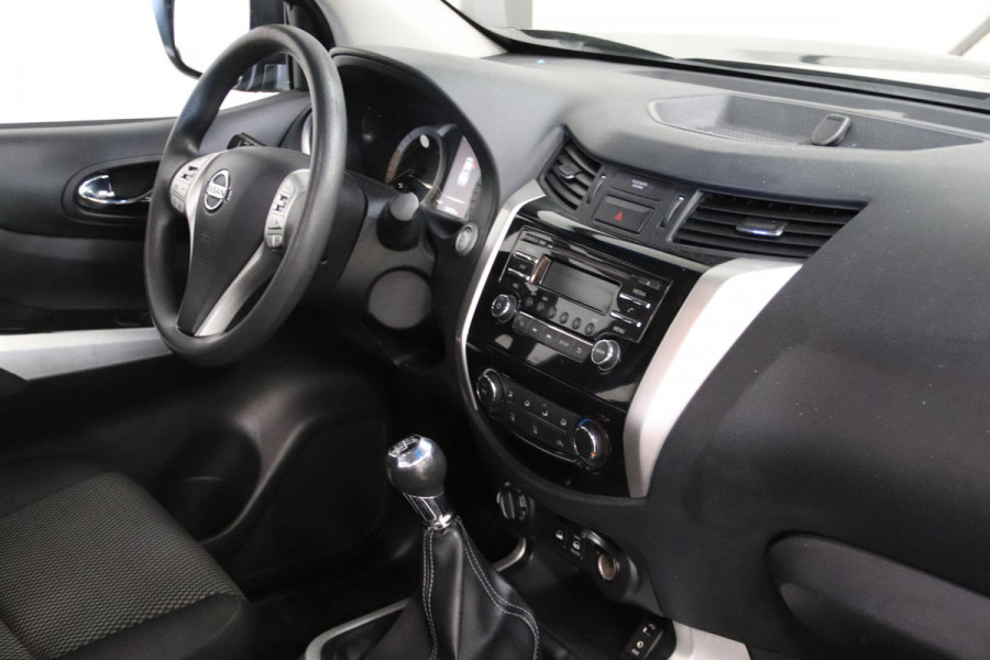 Nissan Navara 2.3 dCi PICK UP 4X4