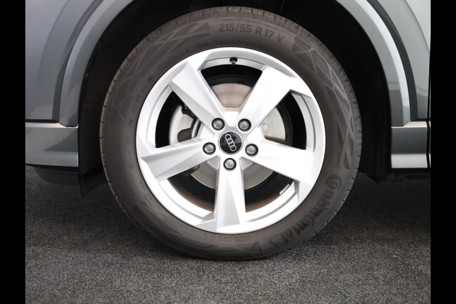 Audi Q2 35 TFSI S Edition 150 pk S-tronic | Verlengde garantie | Navigatie | Parkeersensoren achter | Adaptieve cruise control | Matrix LED koplampen | S-line |