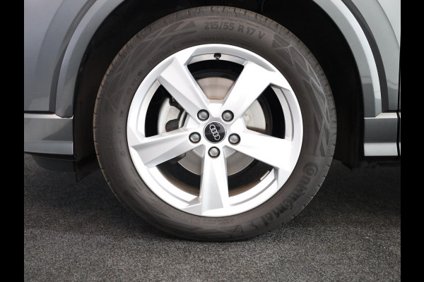 Audi Q2 35 TFSI S Edition 150 pk S-tronic | Verlengde garantie | Navigatie | Parkeersensoren achter | Adaptieve cruise control | Matrix LED koplampen | S-line |