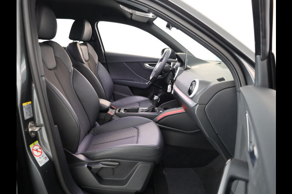 Audi Q2 35 TFSI S Edition 150 pk S-tronic | Verlengde garantie | Navigatie | Parkeersensoren achter | Adaptieve cruise control | Matrix LED koplampen | S-line |