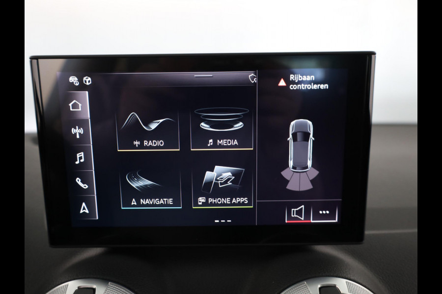 Audi Q2 35 TFSI S Edition 150 pk S-tronic | Verlengde garantie | Navigatie | Parkeersensoren achter | Adaptieve cruise control | Matrix LED koplampen | S-line |