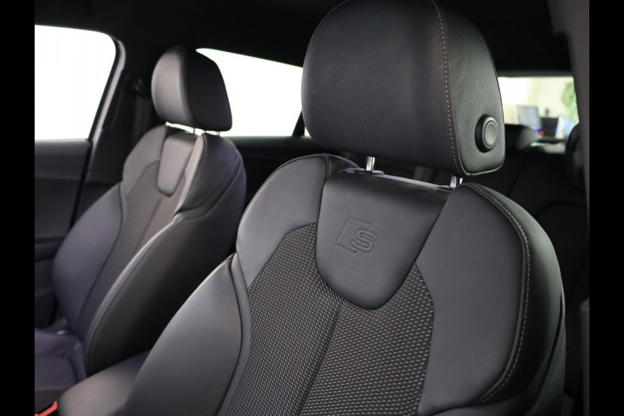 Audi Q2 35 TFSI S Edition 150 pk S-tronic | Verlengde garantie | Navigatie | Parkeersensoren achter | Adaptieve cruise control | Matrix LED koplampen | S-line |