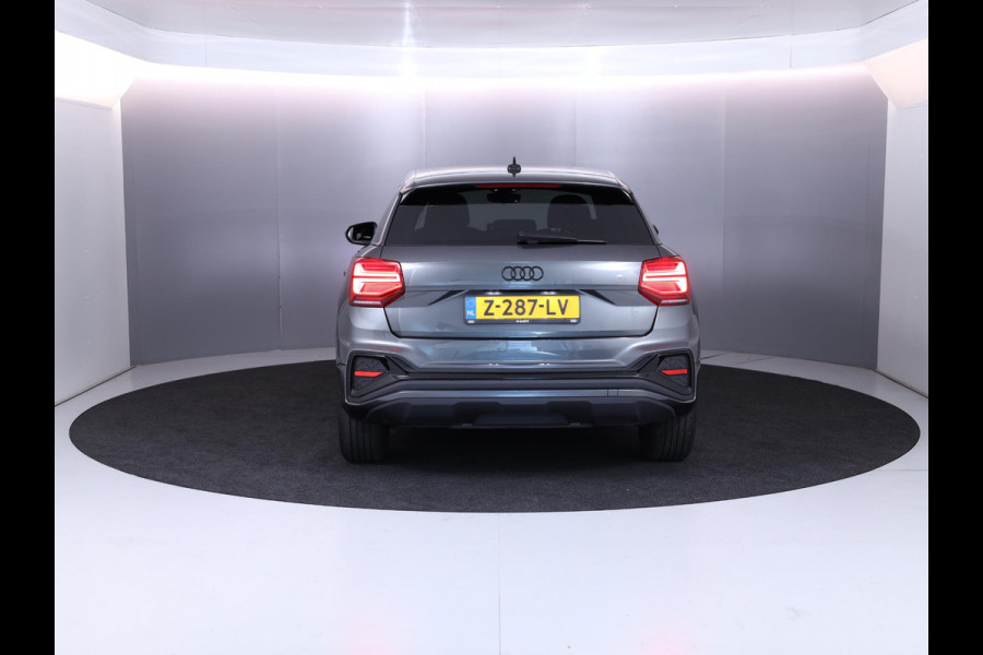 Audi Q2 35 TFSI S Edition 150 pk S-tronic | Verlengde garantie | Navigatie | Parkeersensoren achter | Adaptieve cruise control | Matrix LED koplampen | S-line |