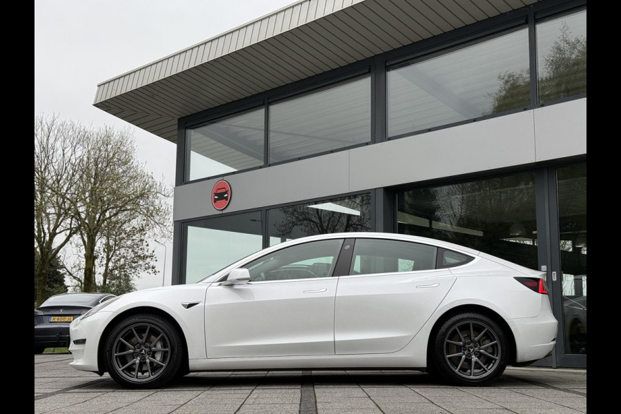 Tesla Model 3 Long Range AWD Dual | Autopilot | Panorama | Leder |