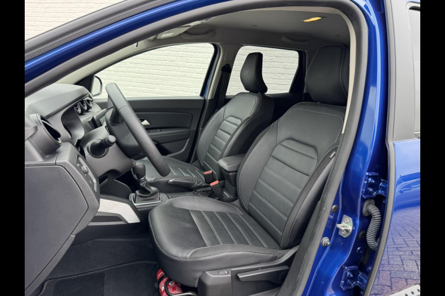 Dacia Duster 1.3 TCe Extreme Automaat Camera Navigatie Carplay Clima Cruise Leder