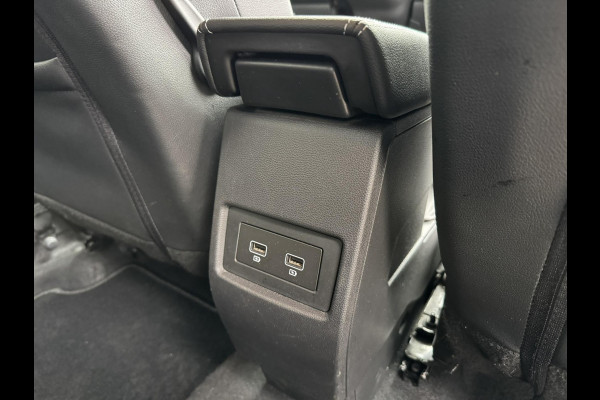 Dacia Duster 1.3 TCe Extreme Automaat Camera Navigatie Carplay Clima Cruise Leder