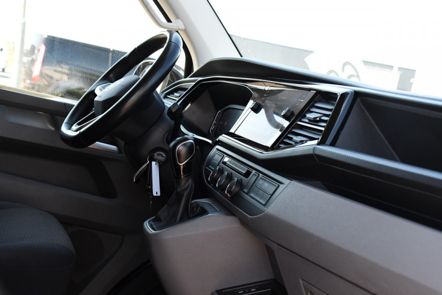 Volkswagen Transporter 2.0 TDI L1H1 30 Bulli Virtual, Adaptieve Cruise, Carplay, LED, Multimedia, 150PK, Automaat, Stoelverwarming, Uniek!