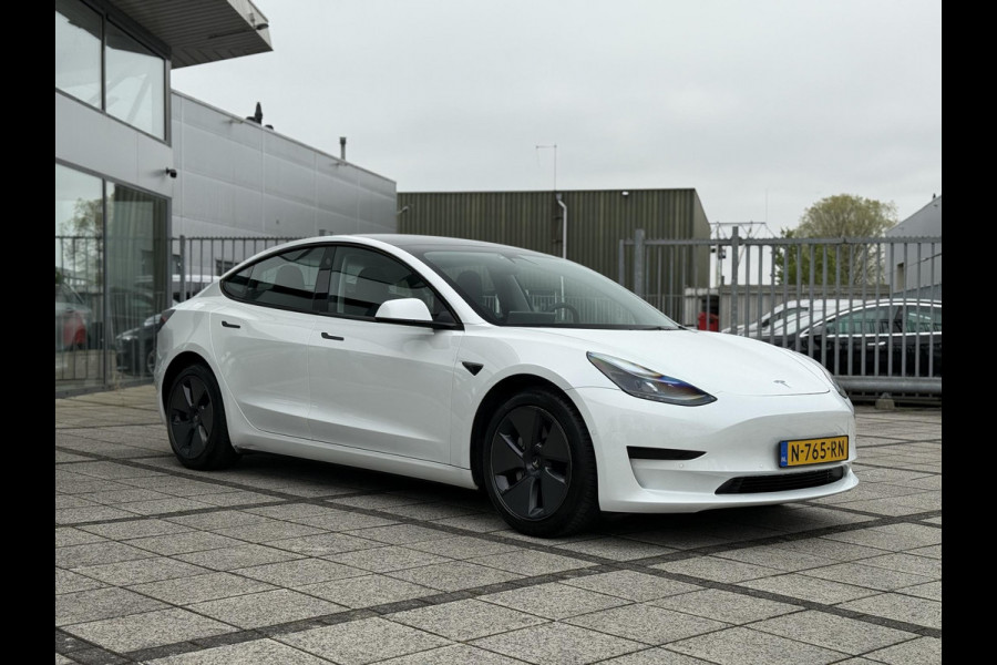 Tesla Model 3 Range Plus RWD | Autopilot | Panorama | Facelift |