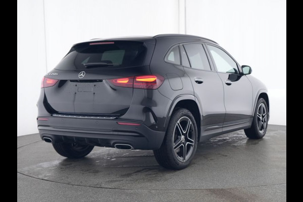 Mercedes-Benz GLA 250 e AMG Face Lift Plug-In Hybride | AMG Line Advanced Plus | Night Pakket | Sfeerverlichting | Distronic | Multibeam Led Koplampen | Inclusief 24 maanden MB Certified garantie voor Europa.