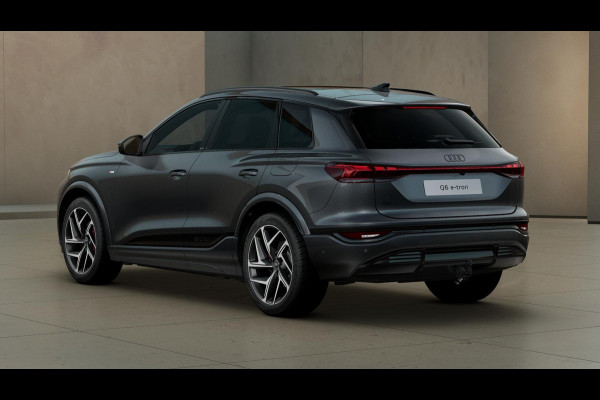 Audi Q6 e-tron S edition performance 100 kWh trekhaak, adaptive cruise control, panoramadak, adaptive air suspension, privacy glass