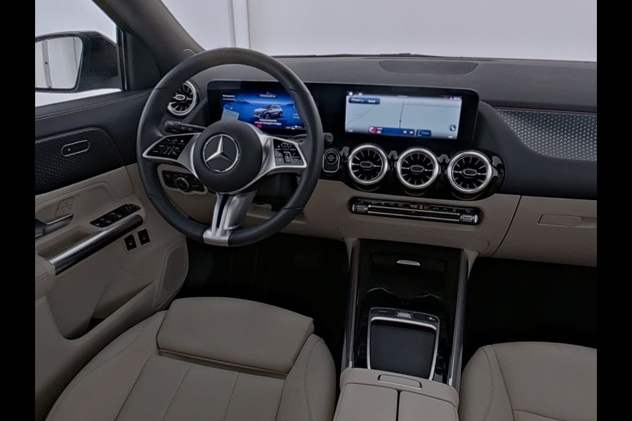 Mercedes-Benz GLA 250 e Face Lift Plug-In Hybride | Progressive Line Advanced Plus | Panorama Schuif-Kanteldak | Alarm | Dodehoek Assist | 360° camera | Inclusief 24 maanden MB Certified garantie voor Europa.