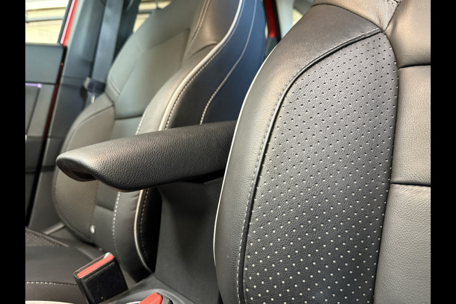 Renault Captur 1.3 TCe 130 AUT Edition One | 9,3" Navi | 18 Inch | 360 Camera | Leder | Stoel & stuurverwarming | 100% Dealer onderhouden!