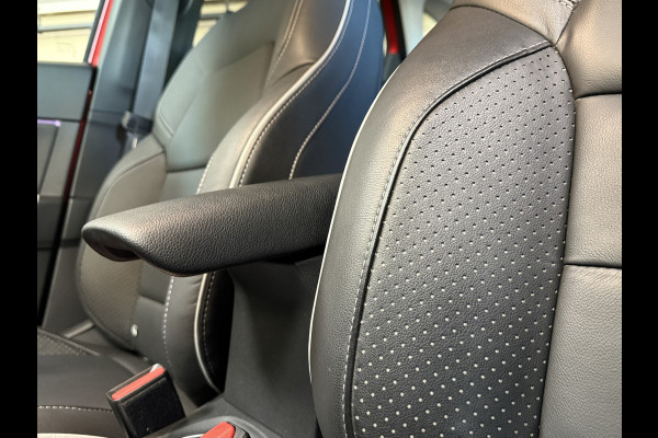 Renault Captur 1.3 TCe 130 AUT Edition One | 9,3" Navi | 18 Inch | 360 Camera | Leder | Stoel & stuurverwarming | 100% Dealer onderhouden!