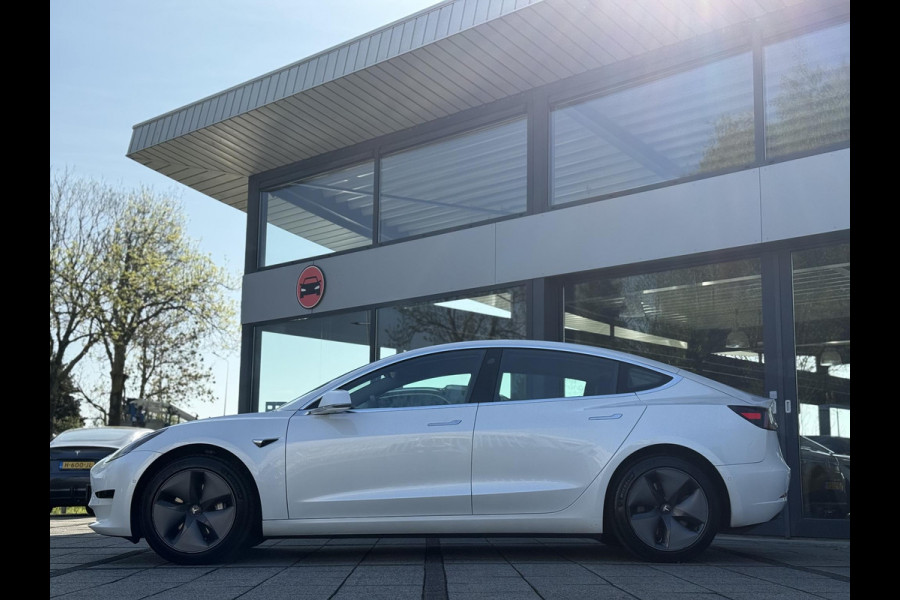 Tesla Model 3 Range Plus RWD | Autopilot | Panorama | Leder |
