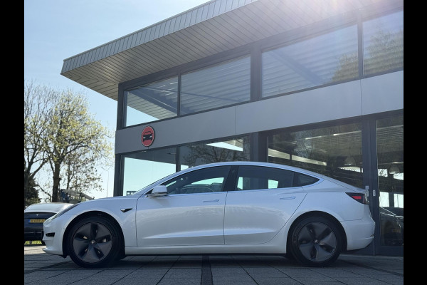 Tesla Model 3 Range Plus RWD | Autopilot | Panorama | Leder |