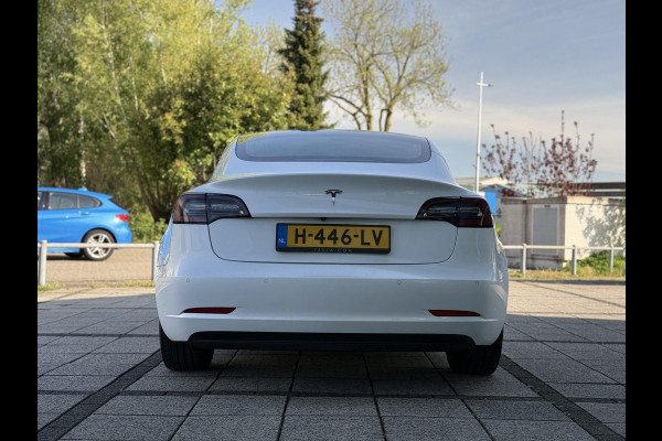 Tesla Model 3 Range Plus RWD | Autopilot | Panorama | Leder |