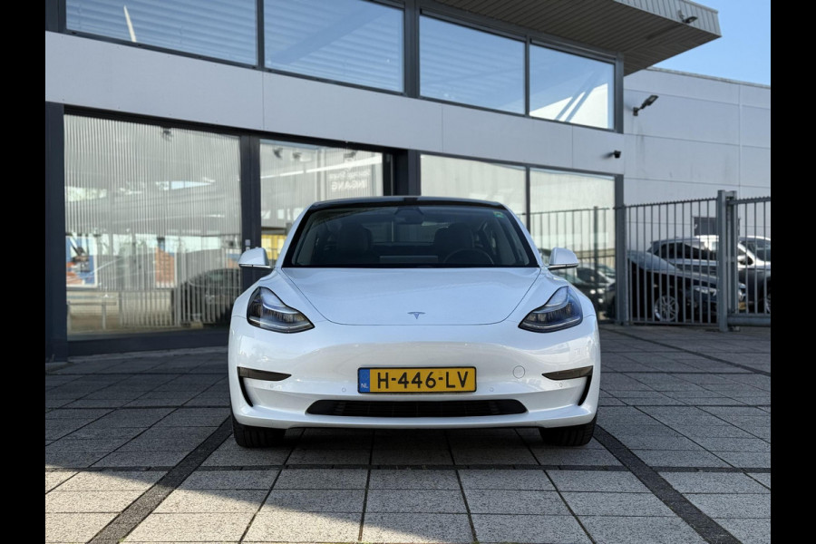 Tesla Model 3 Range Plus RWD | Autopilot | Panorama | Leder |