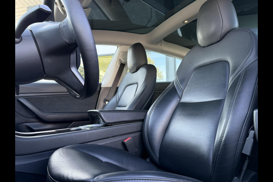 Tesla Model 3 Range Plus RWD | Autopilot | Panorama | Leder |