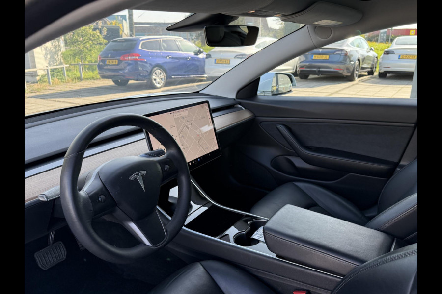 Tesla Model 3 Range Plus RWD | Autopilot | Panorama | Leder |