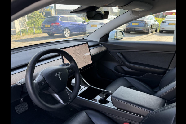 Tesla Model 3 Range Plus RWD | Autopilot | Panorama | Leder |