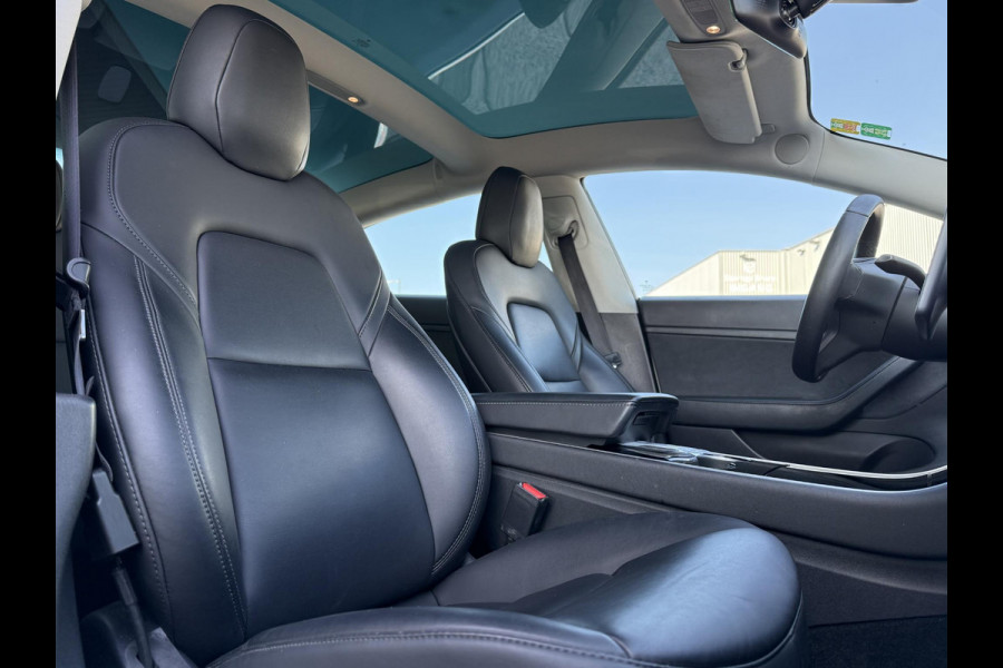 Tesla Model 3 Range Plus RWD | Autopilot | Panorama | Leder |