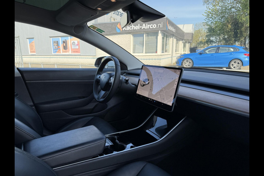 Tesla Model 3 Range Plus RWD | Autopilot | Panorama | Leder |