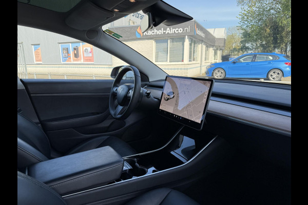 Tesla Model 3 Range Plus RWD | Autopilot | Panorama | Leder |