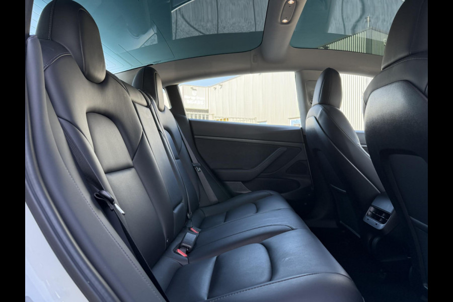 Tesla Model 3 Range Plus RWD | Autopilot | Panorama | Leder |