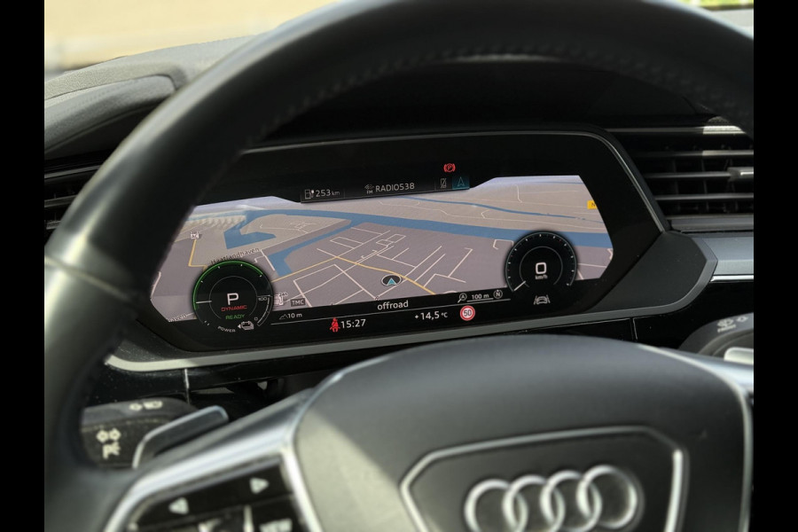 Audi e-tron e-tron 50 quattro Edition Plus 71 kWh | Panorama | Adapt. Luchtvering | Leder |