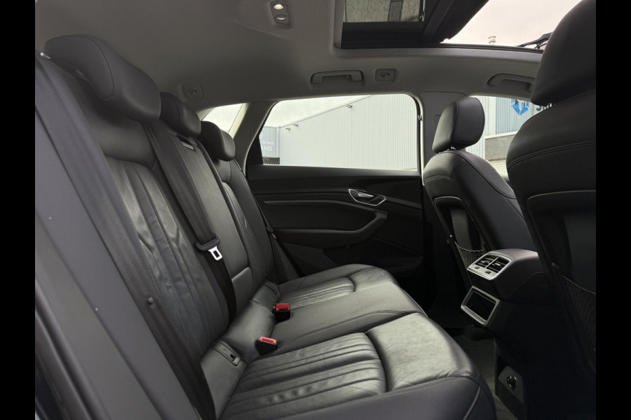 Audi e-tron e-tron 50 quattro Edition Plus 71 kWh | Panorama | Adapt. Luchtvering | Leder |
