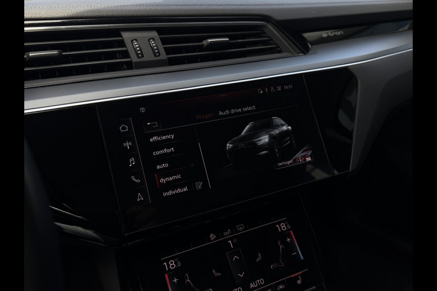 Audi e-tron e-tron 50 quattro Edition Plus 71 kWh | Panorama | Adapt. Luchtvering | Leder |