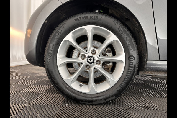Smart Forfour EQ pure 18 kWh Aut. *FULL-LEATHER | AIRCO | CRUISE | COMFORT-SEATS | 15''ALU*