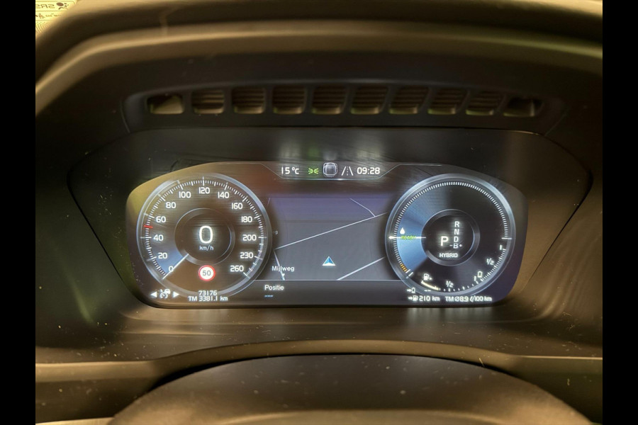 Volvo XC90 2.0 T8 Recharge AWD R-Design 7P PANO/LUCHTVERING/LEDER/DAB/NAVI////
