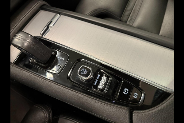 Volvo XC90 2.0 T8 Recharge AWD R-Design 7P PANO/LUCHTVERING/LEDER/DAB/NAVI////