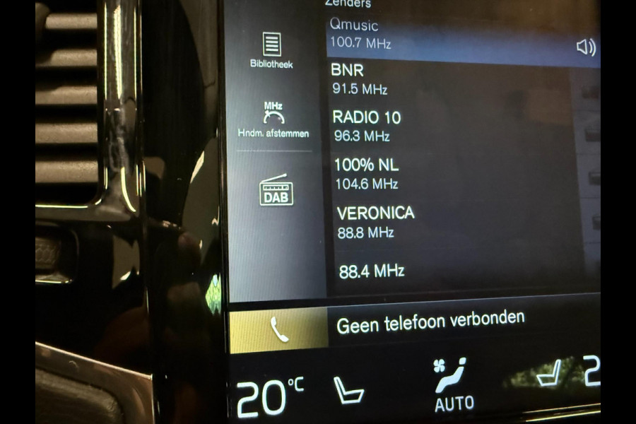 Volvo XC90 2.0 T8 Recharge AWD R-Design 7P PANO/LUCHTVERING/LEDER/DAB/NAVI////