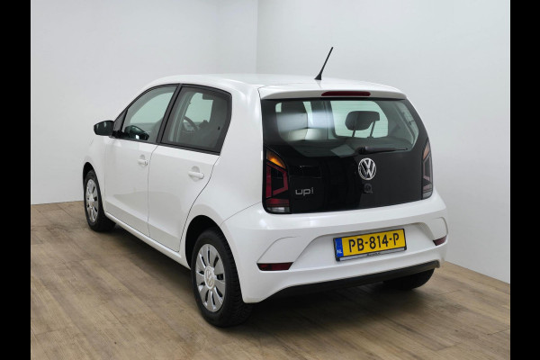 Volkswagen up! Occasion 1.0 Bluemotion zeer zuinig! | Tweedehands Volkswagen Up in wit met 68000km | Bluetooth audio | Airco | DAB