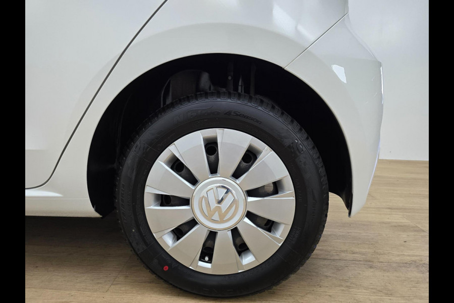 Volkswagen up! Occasion 1.0 Bluemotion zeer zuinig! | Tweedehands Volkswagen Up in wit met 68000km | Bluetooth audio | Airco | DAB