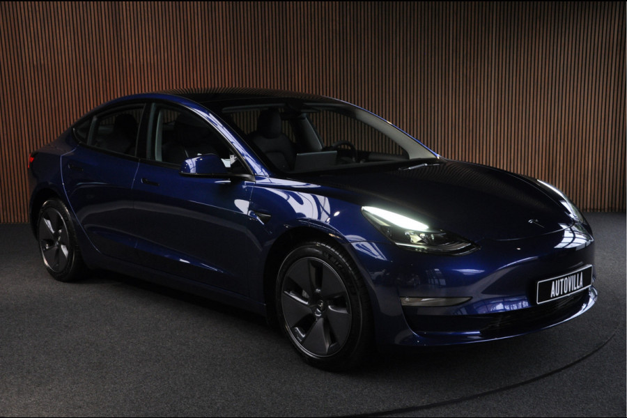 Tesla Model 3 Long Range AWD 78 kWh Autopilot ACC Stuurverw. PDC Leer Navi Panoramadak 360° Elektr. achterklep Stoelverwarming voor & achter Climate voor & achter LM velgen BTW auto! Nieuw!