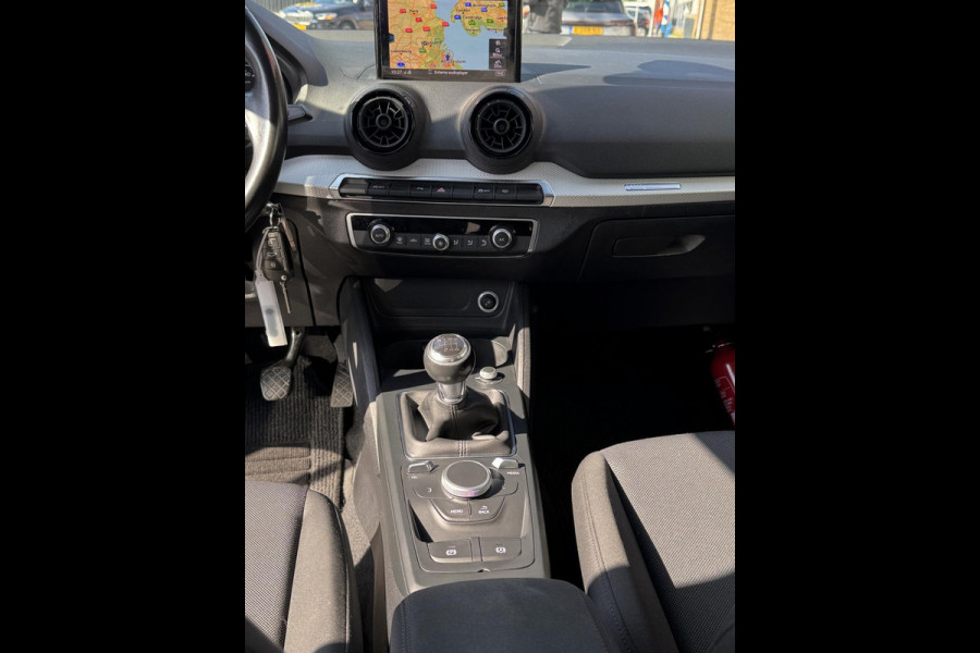 Audi Q2 1.4 150 PK 16V TFSi CoD - Navigatie I Airco I LED/PDC I Sport velgen I Comfort pakket I